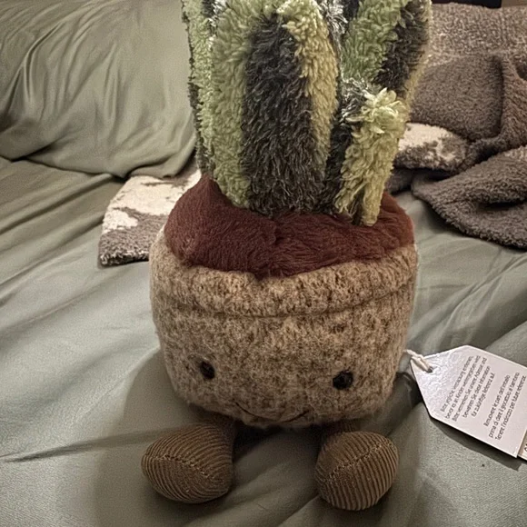 Silly cactus jellycat - Picture 2 of 5